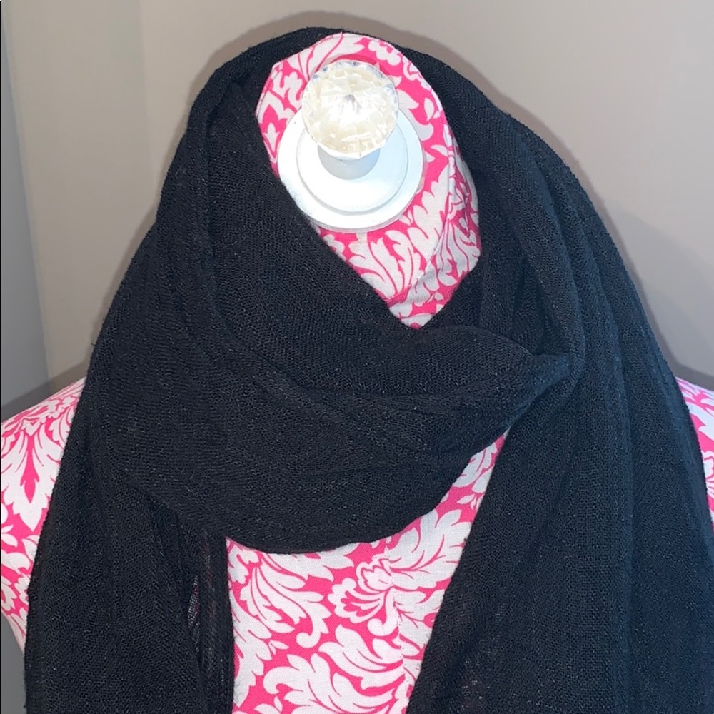 🌺Scarf Black With Tassels